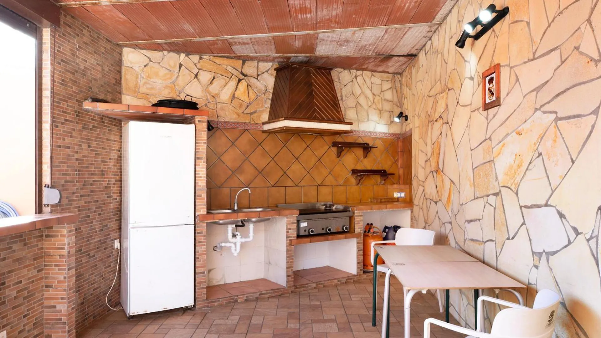 Agradable Casa Con Piscina Βίλα Αλγεθίρας